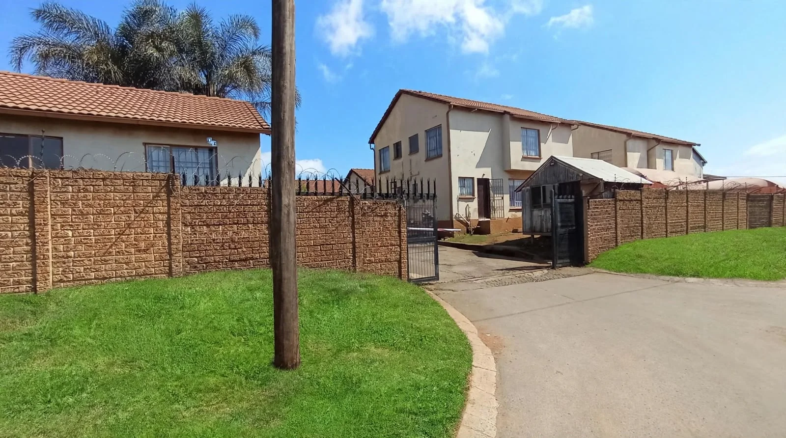 2-Bedroom House for Sale in Clivia Gardens, Clayville – Secure Complex Living