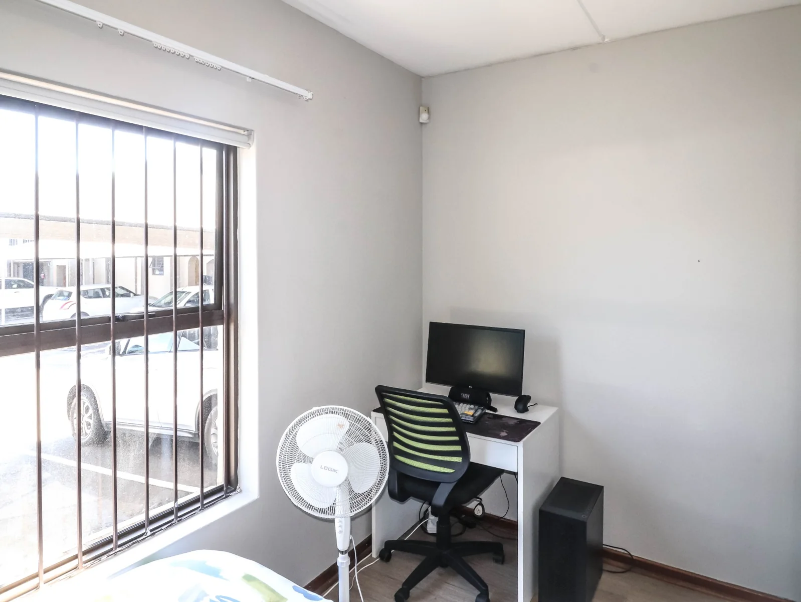 Charming 2 bedroom apartment for sale in Klein Welgevonden