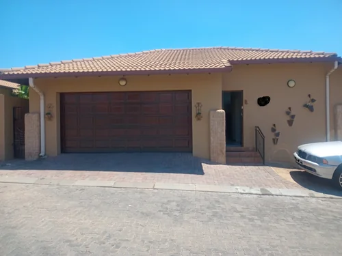 Erand Gardens, Midrand
