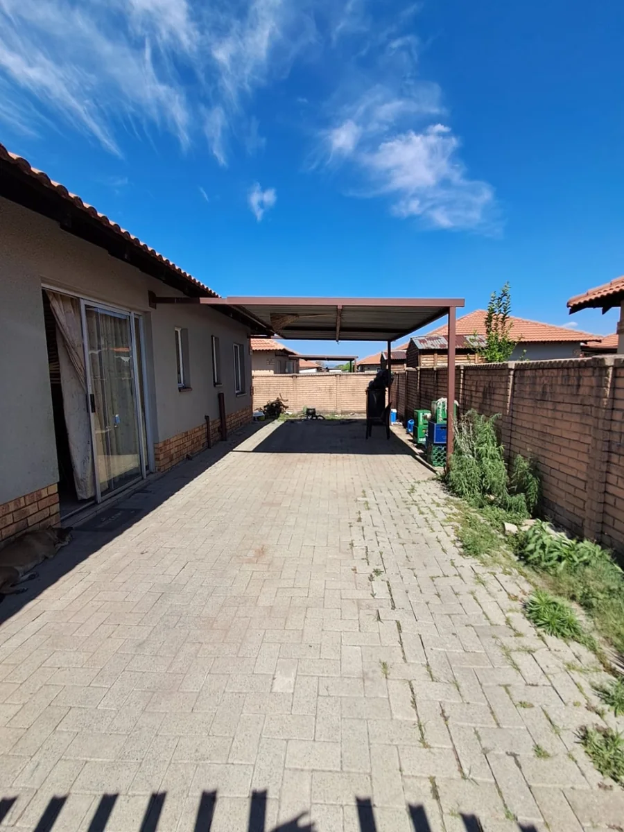 3 Bedroom house for Sale in Waterkloof