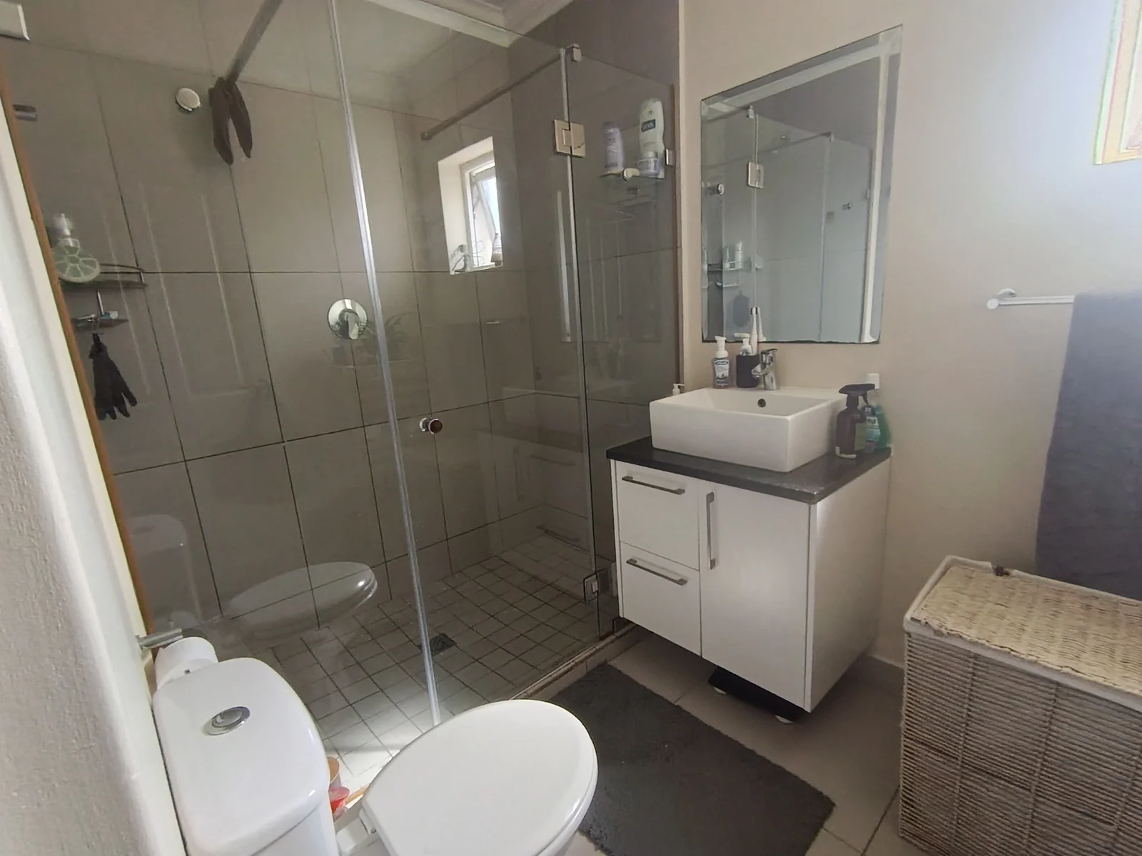 MODERN 3-BEDROOM HOME IN NOOITGEDACHT VILLAGE