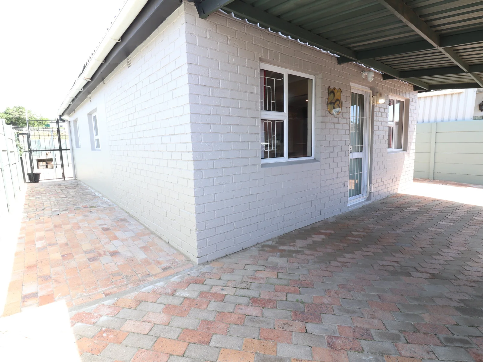 Compact 2-Bedroom Home, Open Parking and Yard