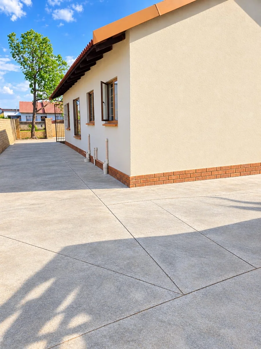SOLE MANDATE | An Exceptional Exclusive Offering in Tlhabane West