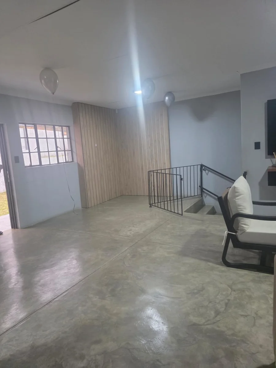 Spacious 4 bedroom house For Sale in Cashan