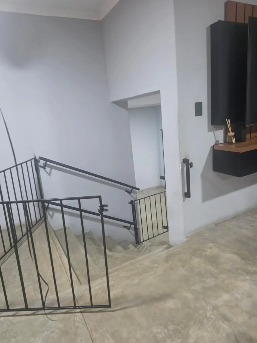 Spacious 4 bedroom house For Sale in Cashan