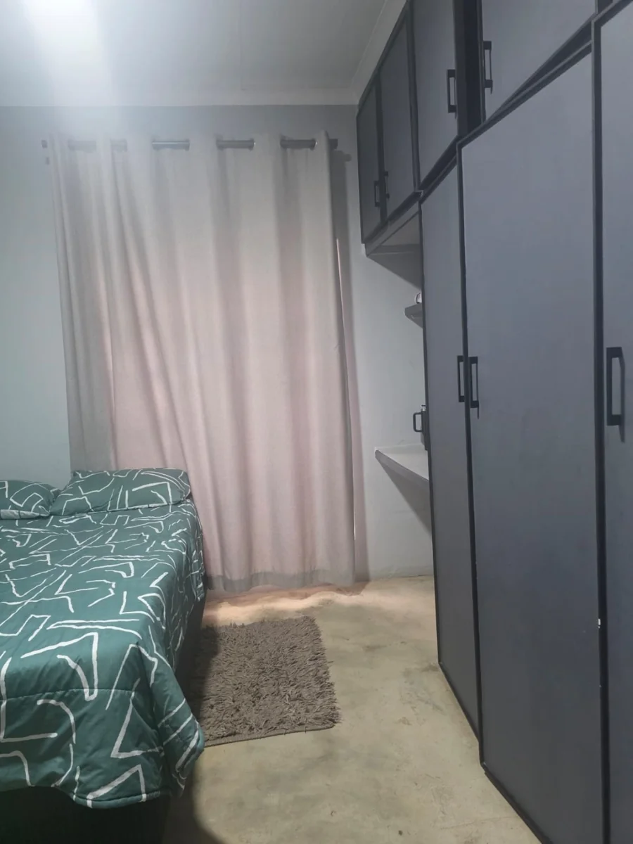 Spacious 4 bedroom house For Sale in Cashan