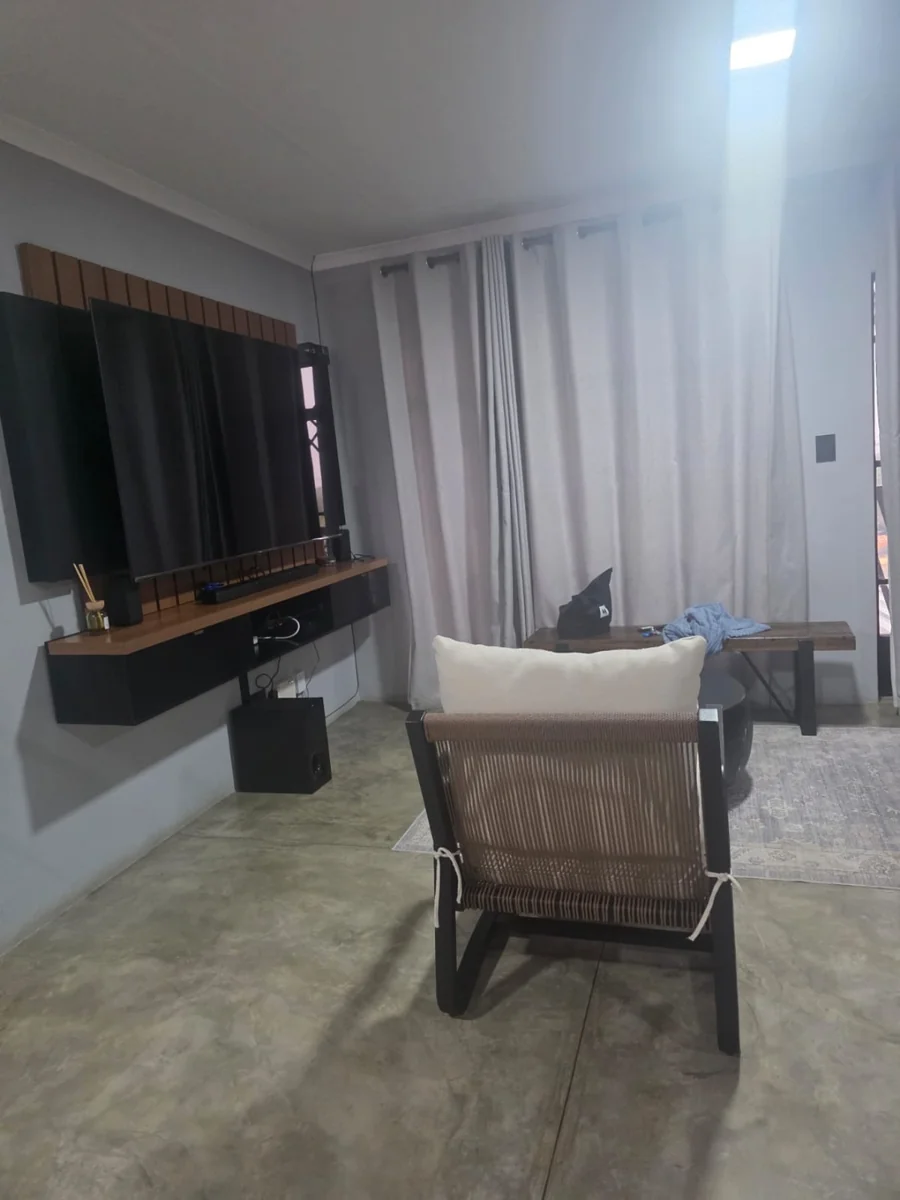 Spacious 4 bedroom house For Sale in Cashan