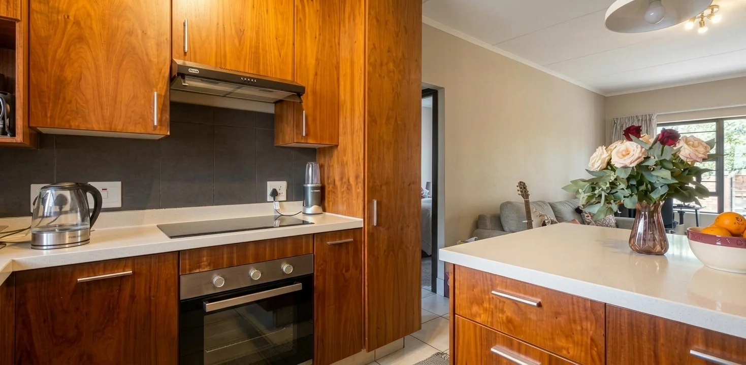 Charming & Modern 1 bed,1 bath Garden Apartment in a Secure Nature Reserve Estate