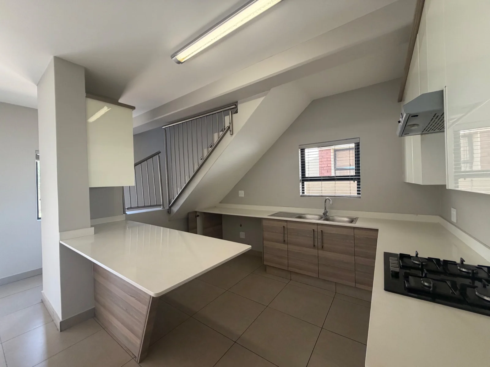 MODERN AND SECURE ....... INSIDE A SECURITY ESTATE!