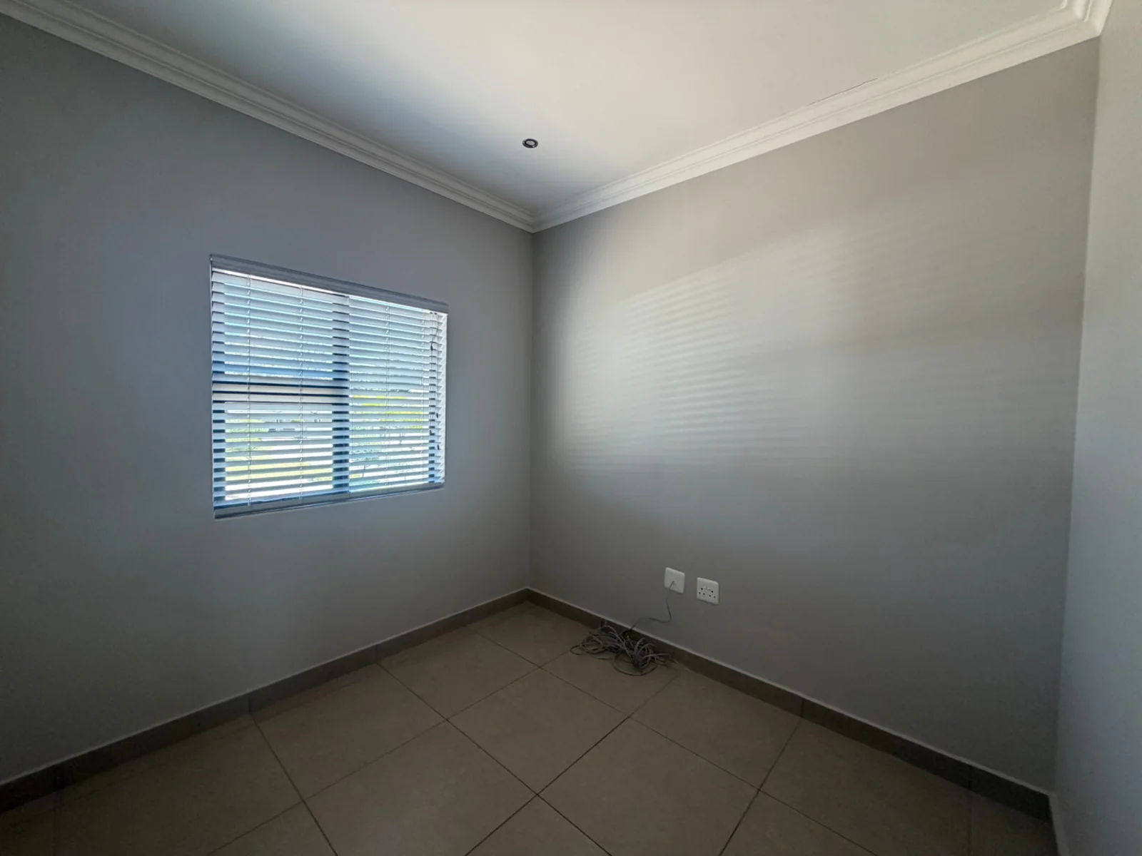 MODERN AND SECURE ....... INSIDE A SECURITY ESTATE!